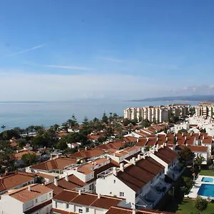 Apartment Coqueto Con Vista Al Mar, Castillo Bajo